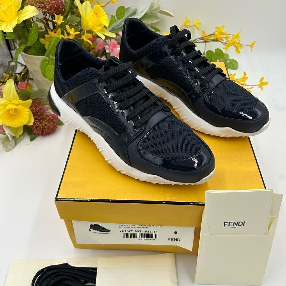Men’s Fendi unisex, chunky leather limited edition sneaker, size 7 made in Italy